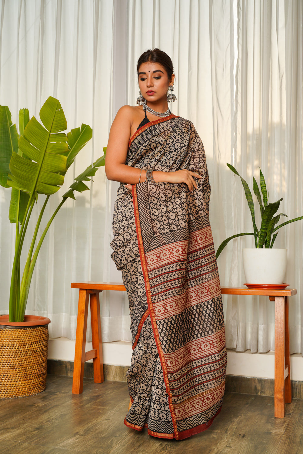 Women's Chanderi Bagru Printed Saree - Nangalia Ruchira