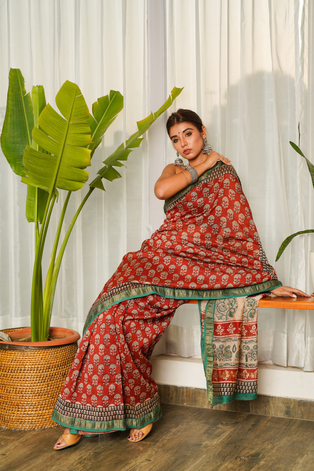 Women's Brick Red Bagru Chanderi Printed Saree - Nangalia Ruchira