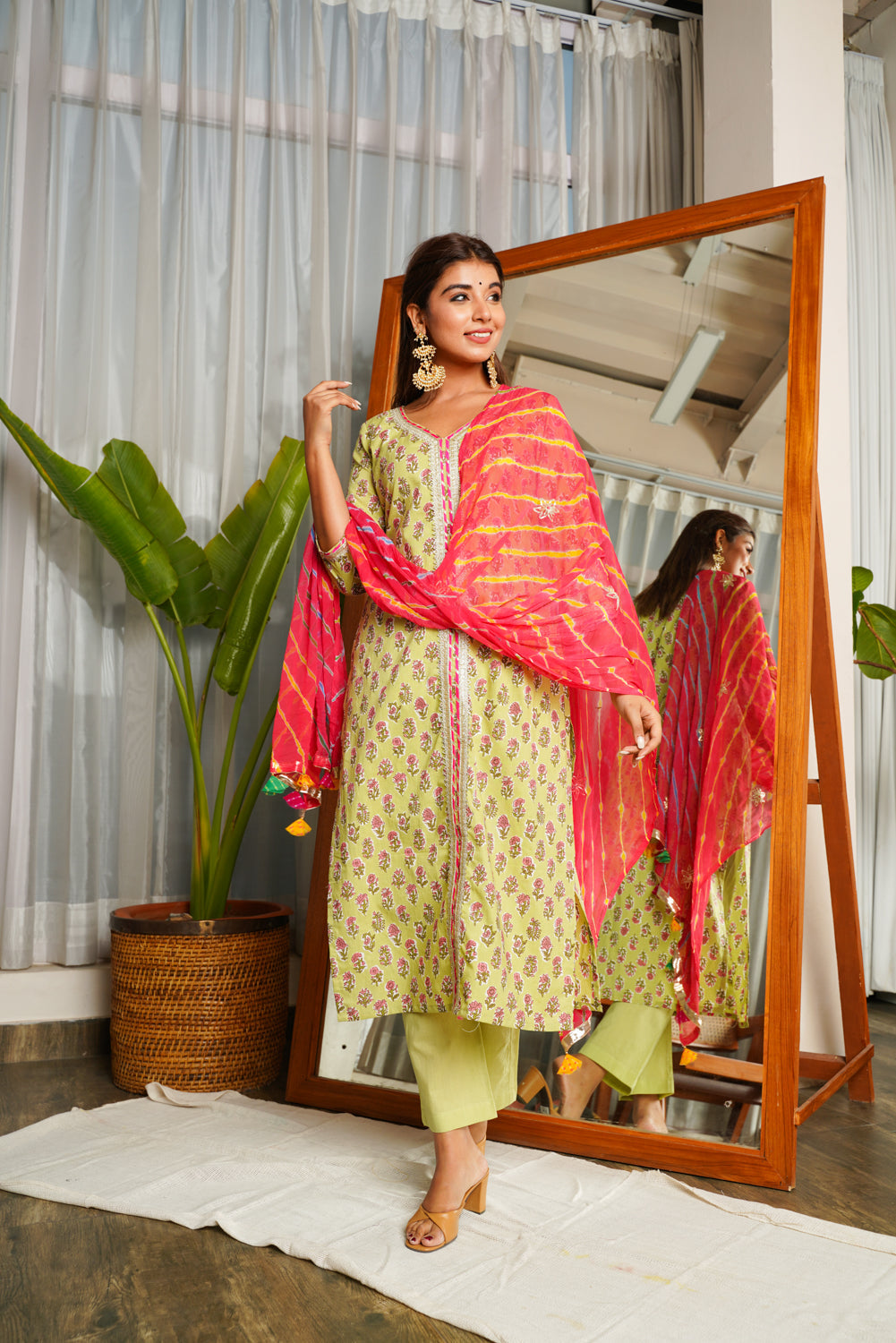 Women's Lime Green Kyaari Suit Set - ( Set Of 3) - Nangalia Ruchira