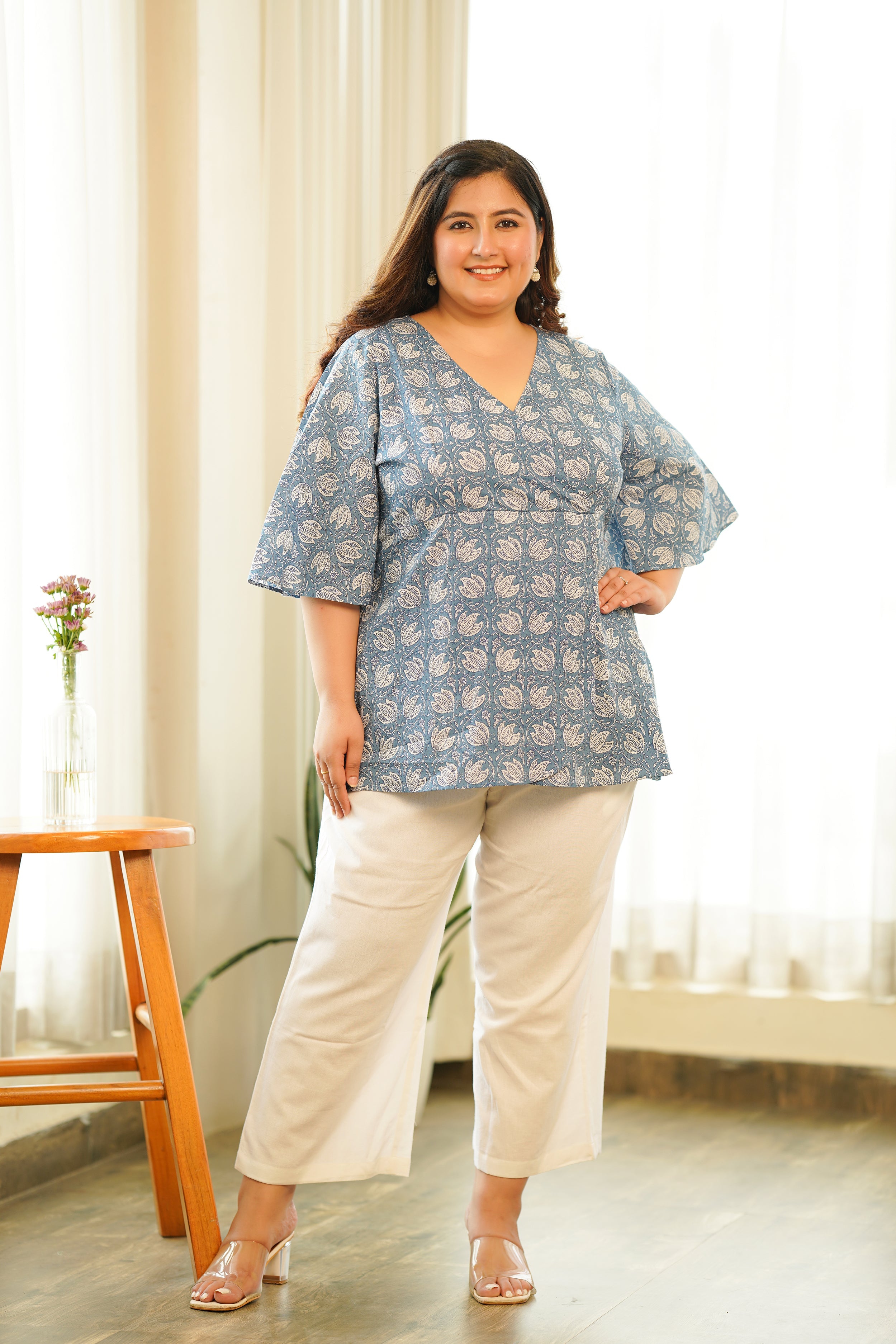 Women's Blue Lotus Printed Top - Nangalia Ruchira