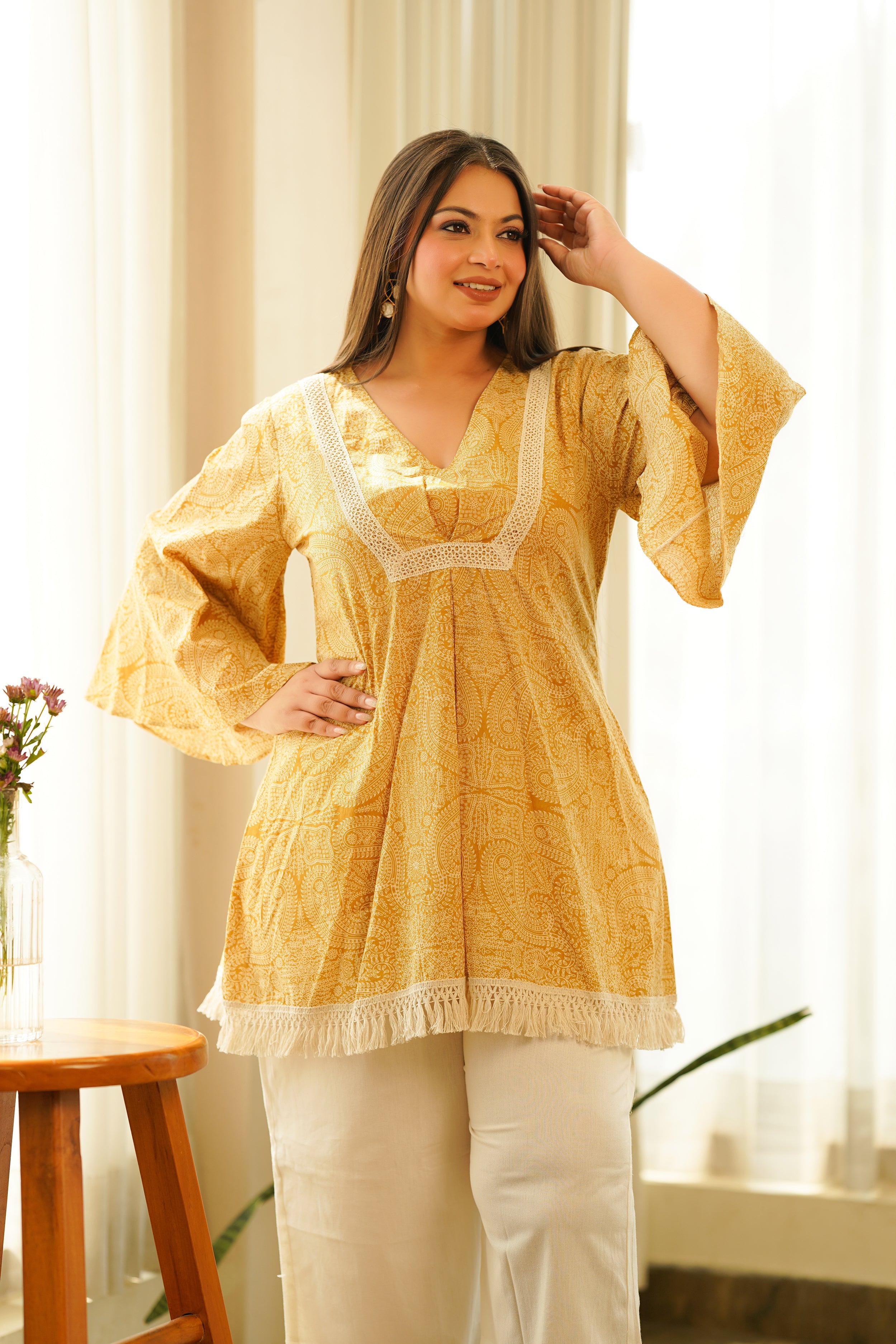 Women's Yellow Paisley Lace Top - Nangalia Ruchira