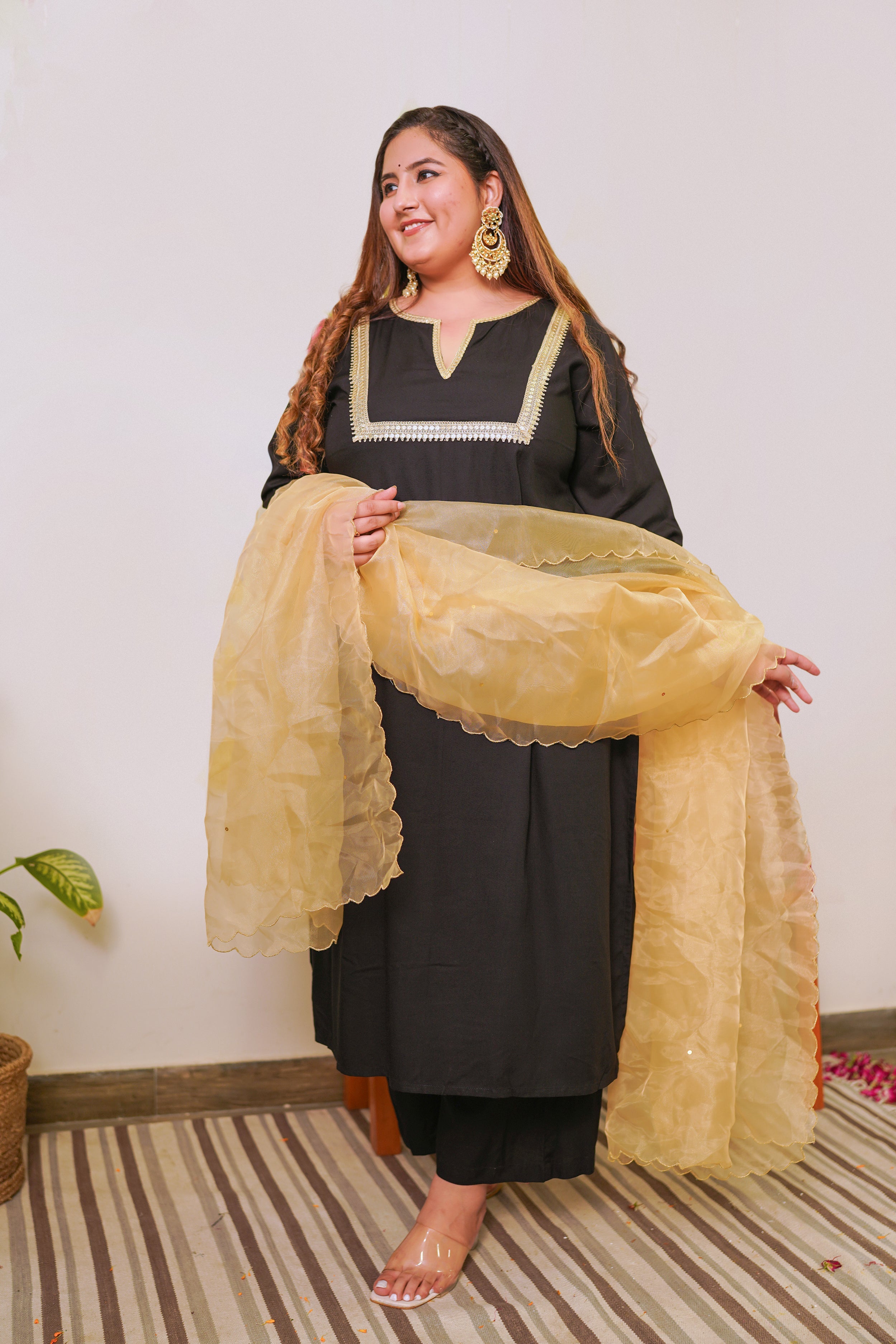Women's Black Marori Royal Linen Kurta Set - (Set Of 3) - Nangalia Ruchira