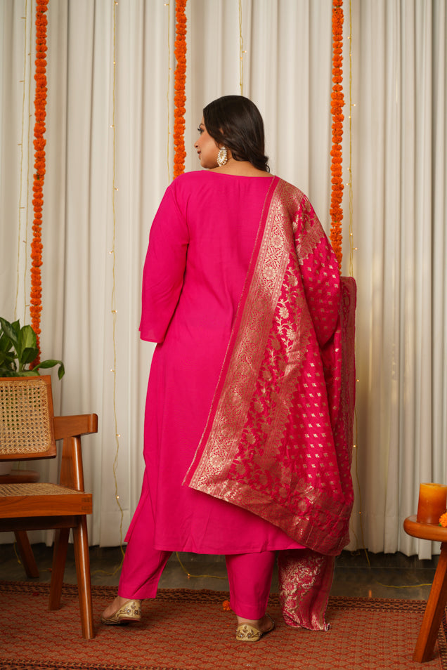 Women's Fuschia Pink Pathani Kurta Suit Set With Benarasi Dupatta - (Set Of 3) - Nangalia Ruchira