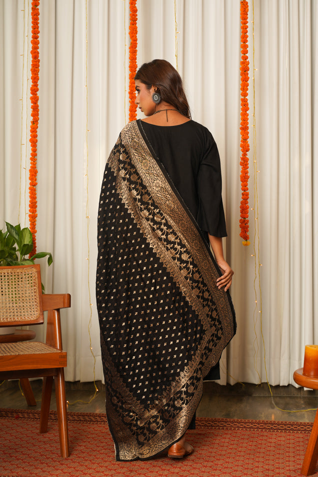 Women's Black Paithani Kurta Suit Set With Benarasi Dupatta - (Set Of 3) - Nangalia Ruchira