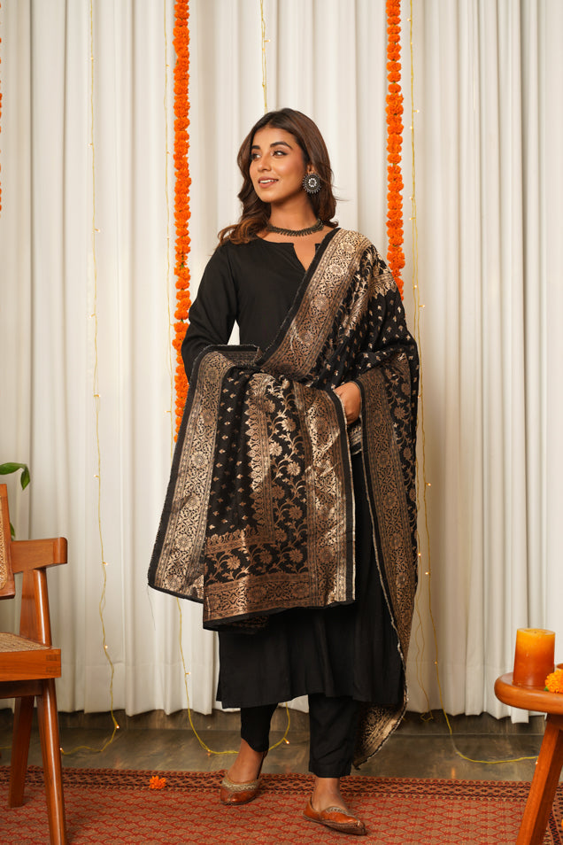 Women's Black Paithani Kurta Suit Set With Benarasi Dupatta - (Set Of 3) - Nangalia Ruchira