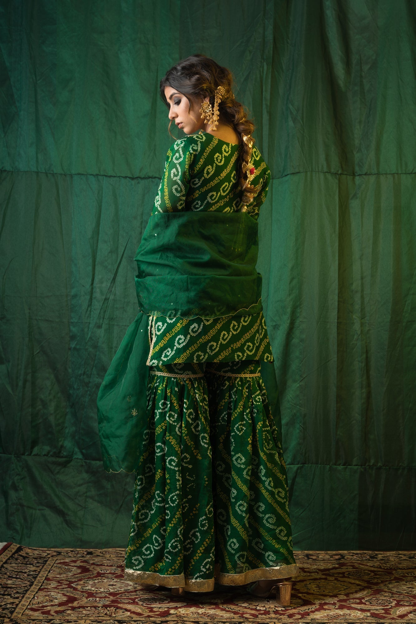 Women's Green Bandhani Gota Patti Kurta Sharara Set - (Set Of 3) - Nangalia Ruchira