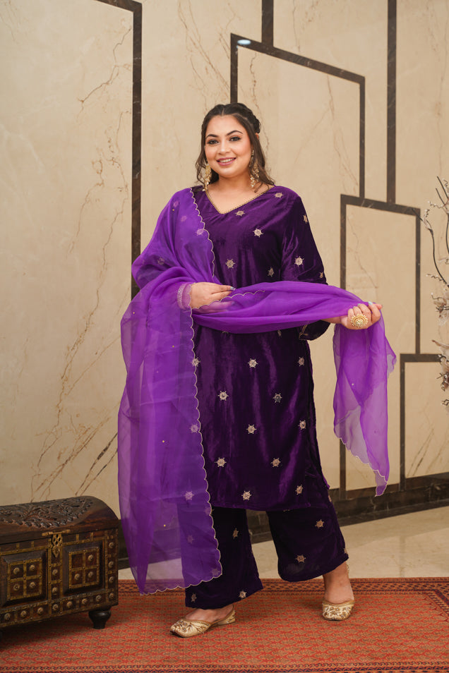 Women's Purple Embroidered Velvet Kurta Set - (Set Of 3) - Nangalia Ruchira