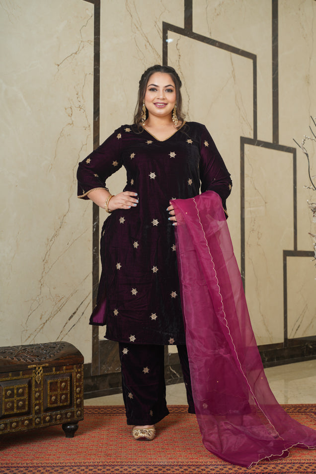 Women's Wine Embroidered Velvet Kurta Suit Set - (Set Of 3) - Nangalia Ruchira