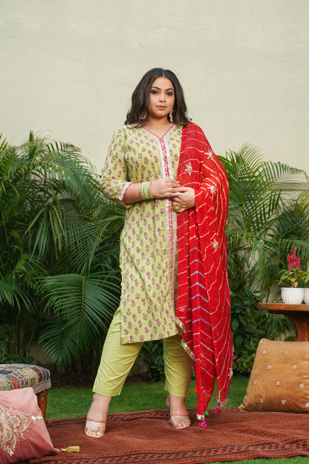 Women's Red Leheriya Dupatta ( Only Dupatta) - Nangalia Ruchira