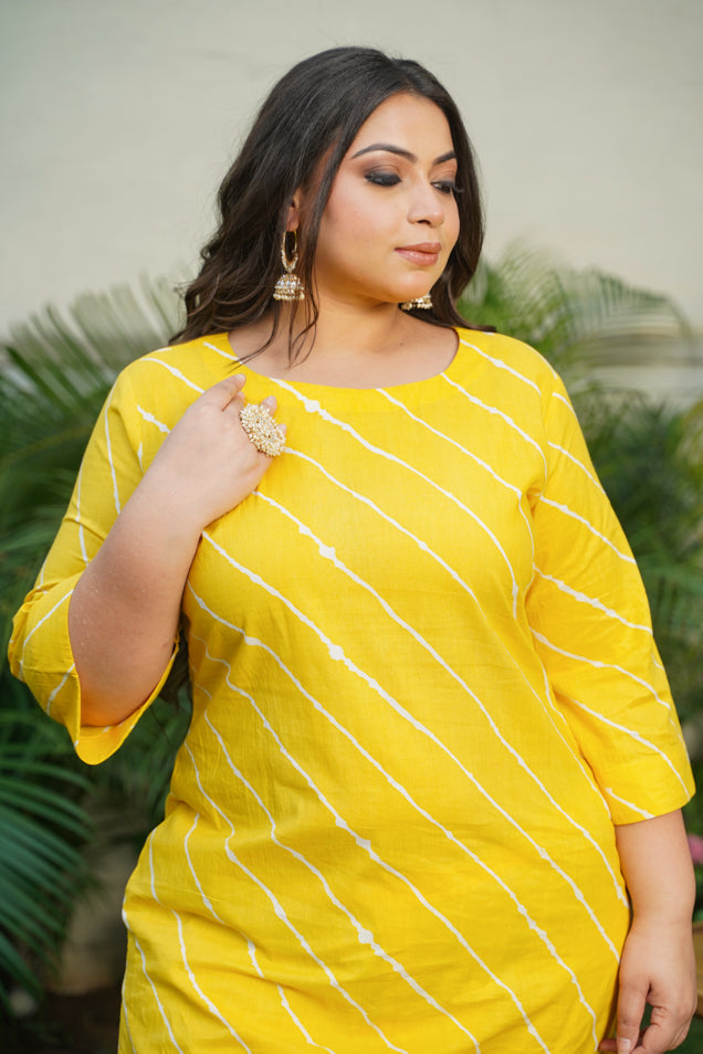 Women's Yellow Leheriya Hilo Kurta Set - (Set Of 2) - Nangalia Ruchira