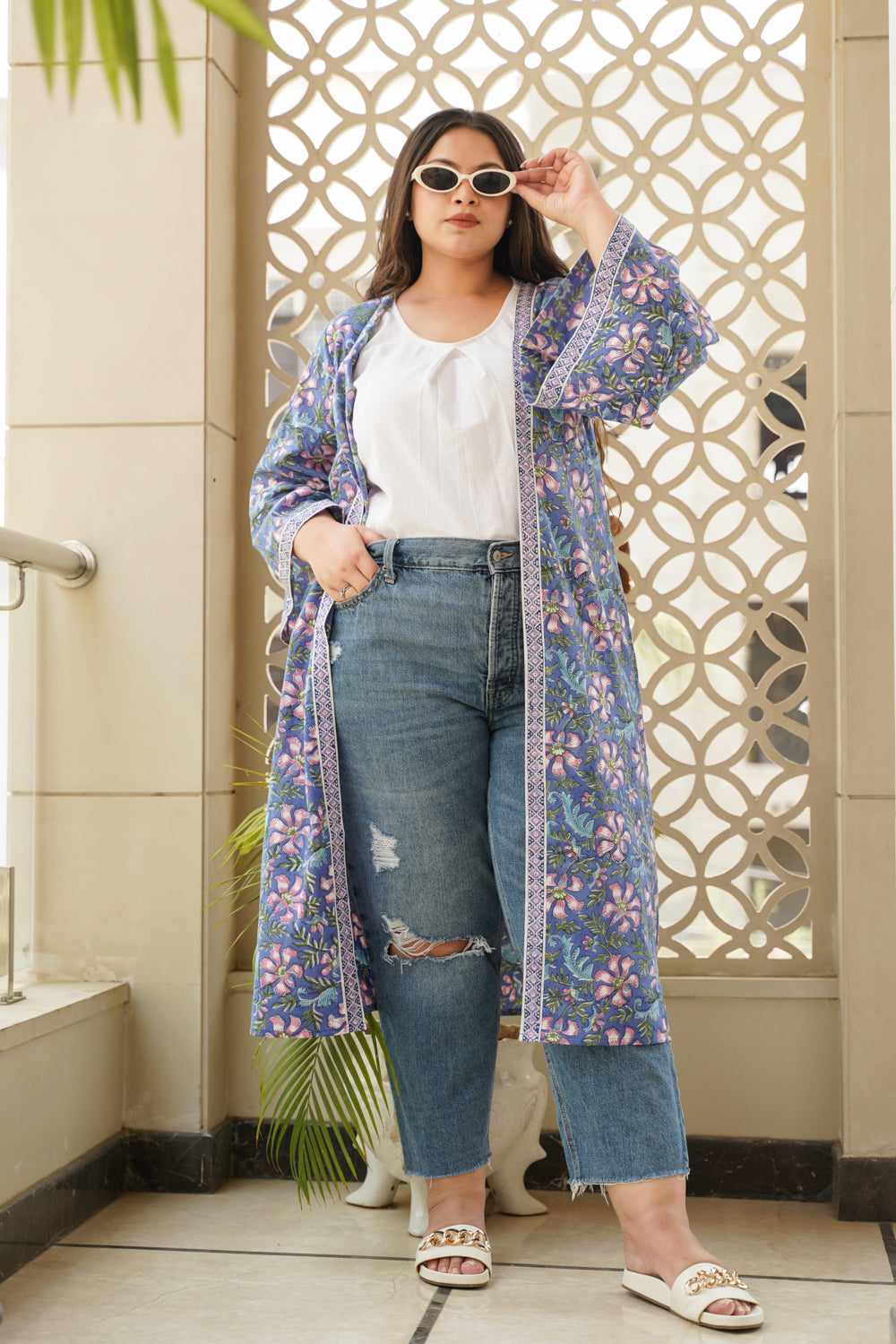 Women's Cotton Violet Floral Printed Kimono Shrug - Nangalia Ruchira