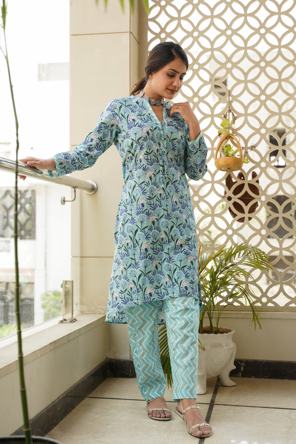 Women's Sky Blue Hilo Floral Cotton Kurta - (Set Of 2) - Nangalia Ruchira