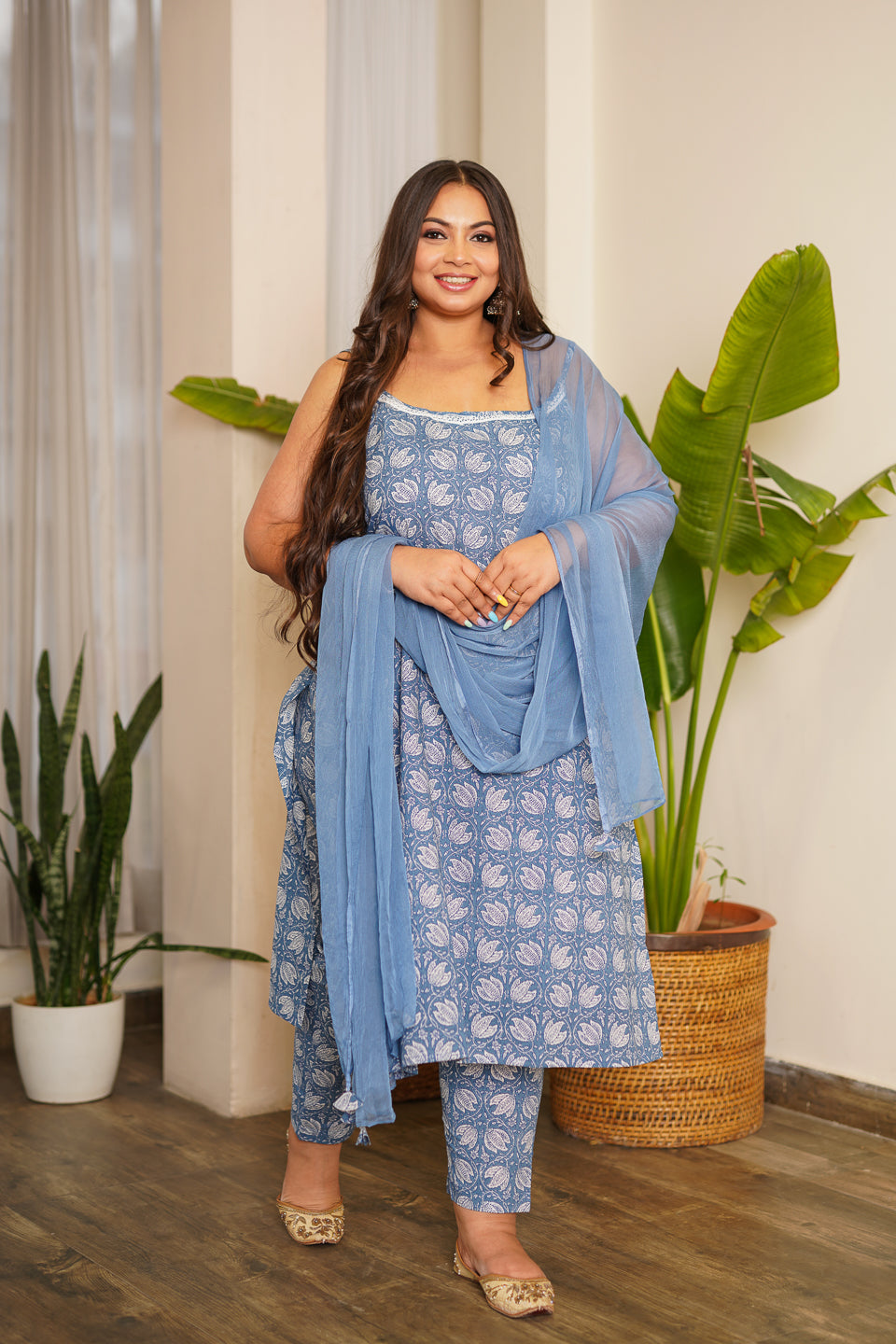 Women's Blue Floral Strap Cotton Kurta (Set Of 3) - Nangalia Ruchira