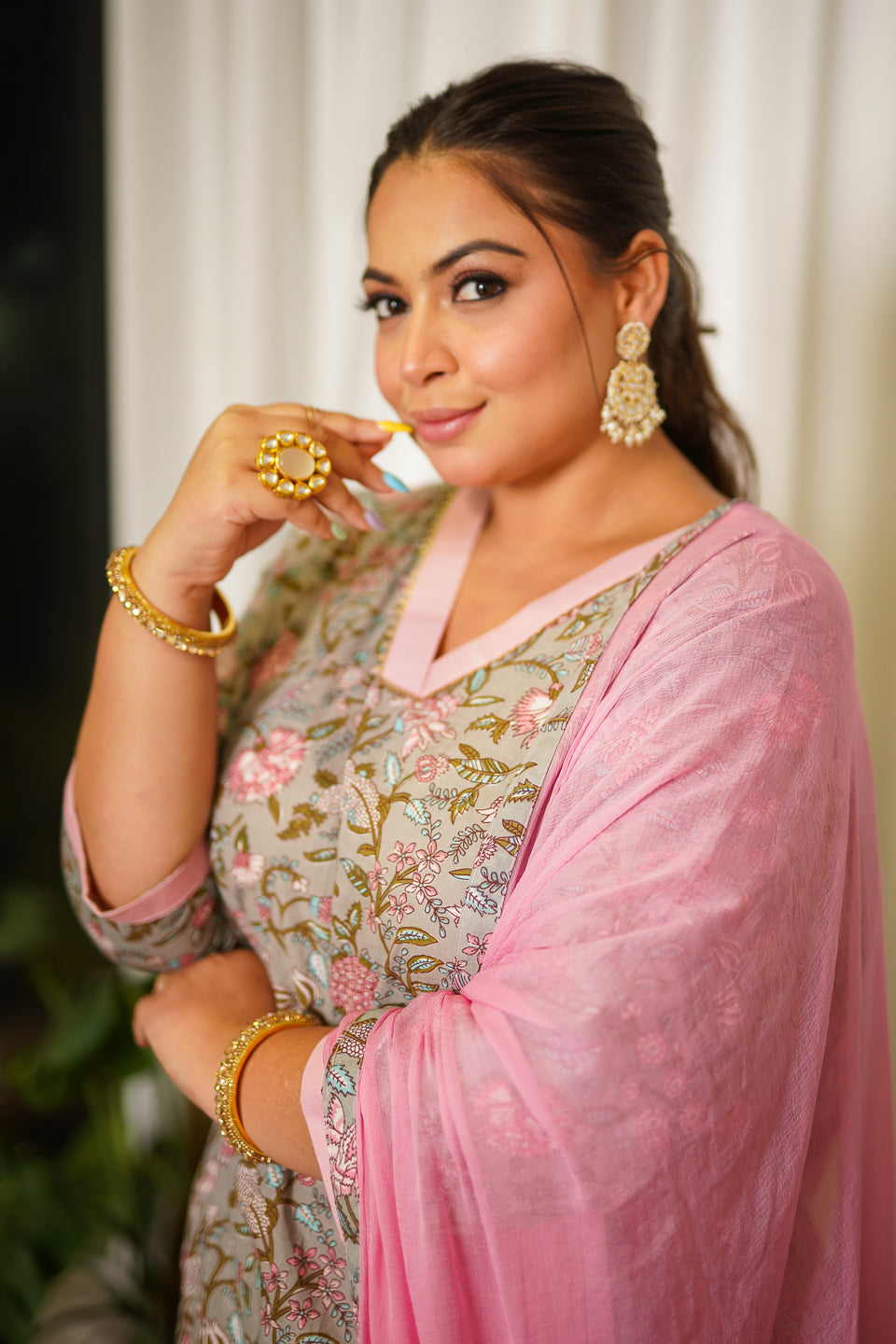 Women's Pink Grey Floral V Neck Cotton Suit Set - (Set Of 3) - Nangalia Ruchira