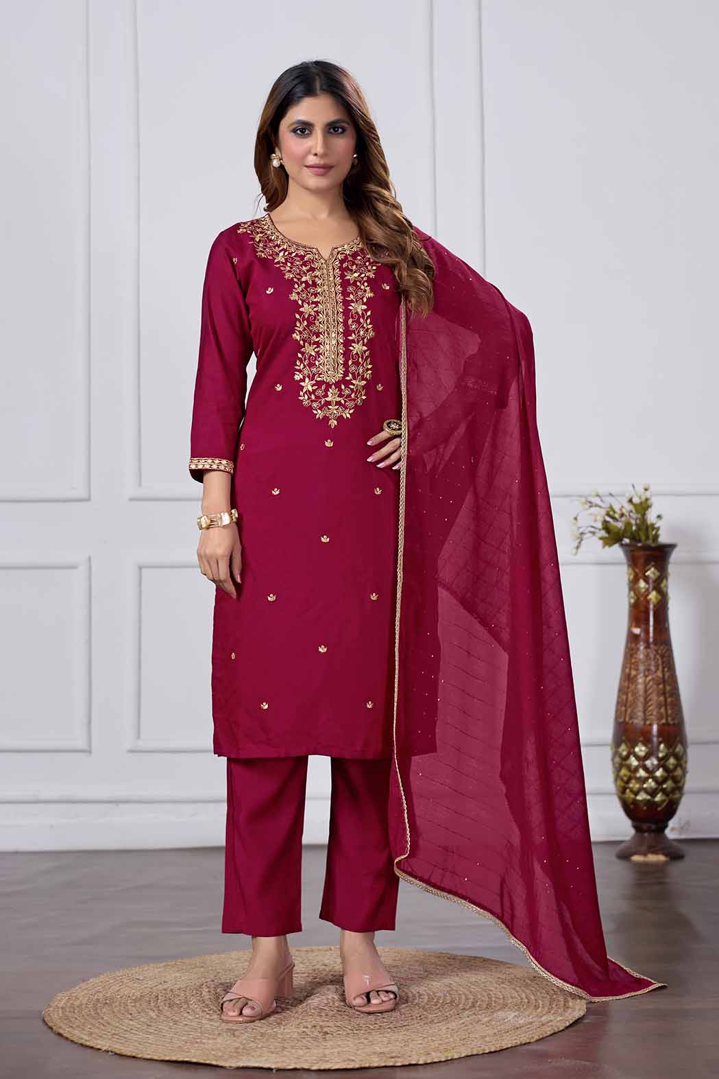 Color_Maroon