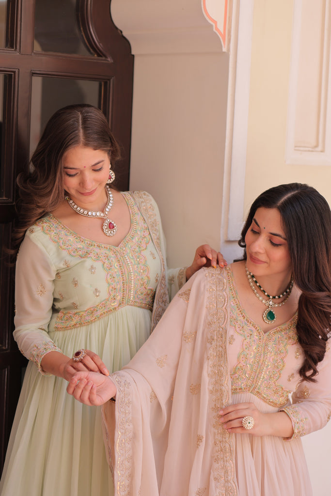 Color_Pista Green & Beige