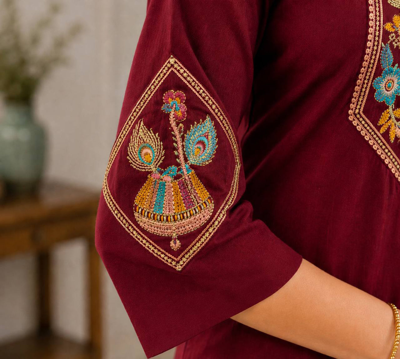Color_Maroon