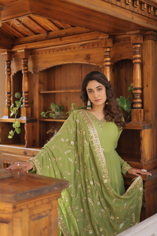 Women's Green Faux Georgette Embroidered Partywear Anarkali Dress With Dupatta