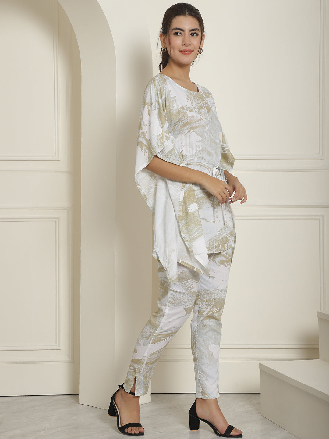 Women's Beige Tie Dye Printed Rayon Kaftan Tunic With Trousers - Taantav