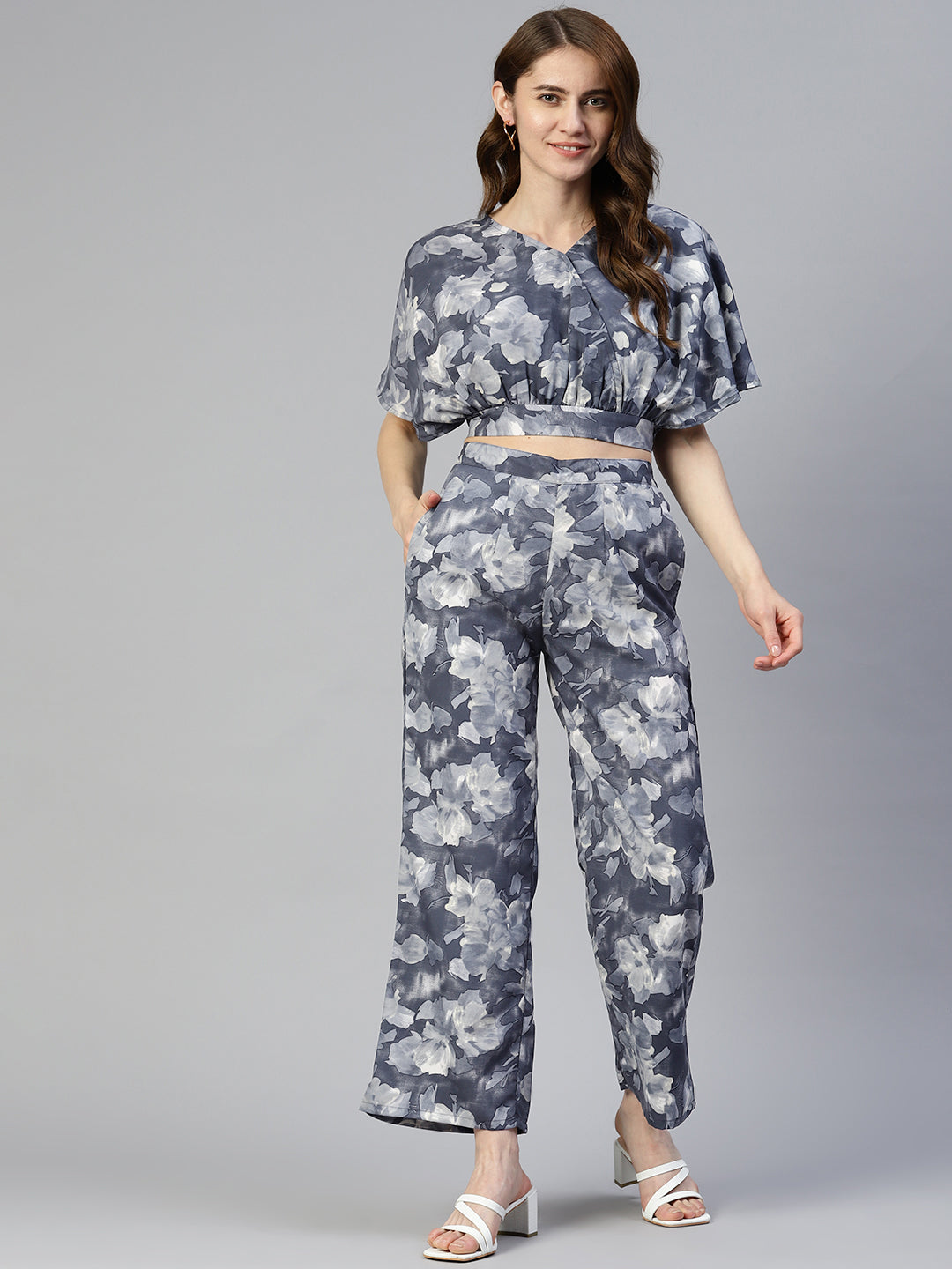 Women's Grey Printed Crop Top With Palazzos - Taantav