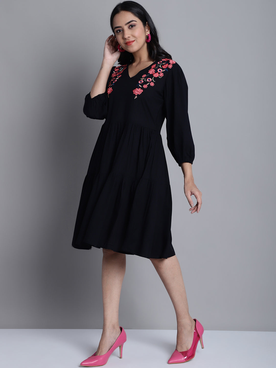 Women's Women's Black Floral Embroidered A-line Dress - Taantav