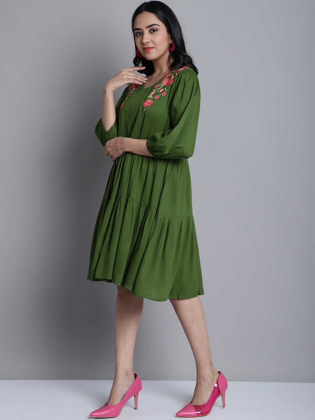 Women's Women's Green Floral Embroidered A-line Dress - Taantav