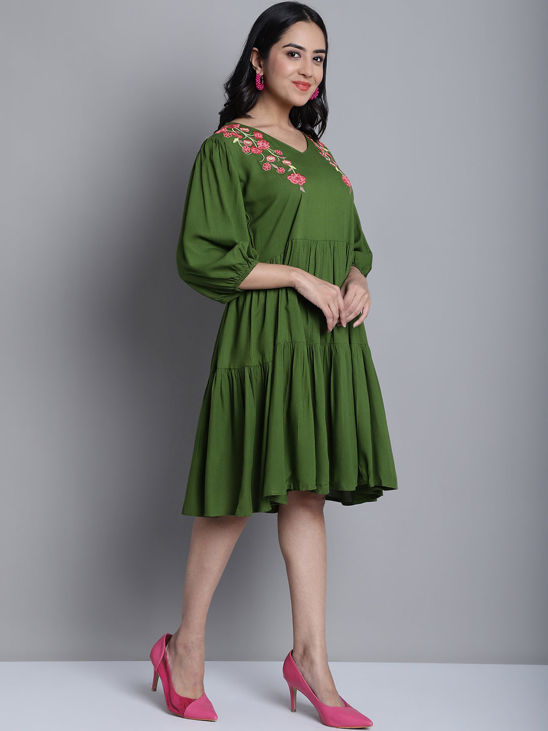 Women's Women's Green Floral Embroidered A-line Dress - Taantav