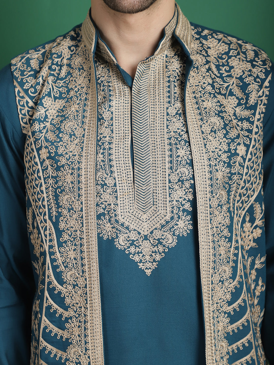 Men's Embroidered Waistcoat and Kurta Pyjama - Taantav