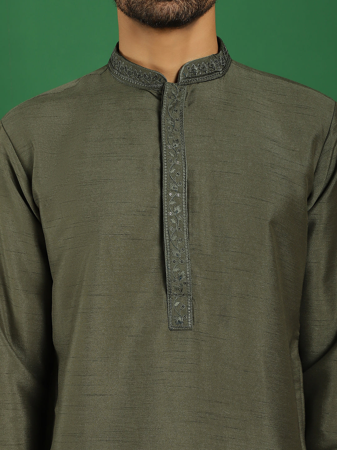 Men's Embroidered Waistcoat and Kurta Pyjama - Taantav