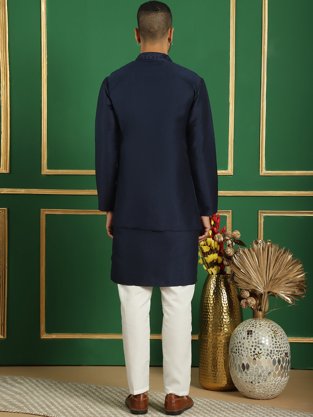 Men's Embroidered Waistcoat and Kurta Pyjama - Taantav