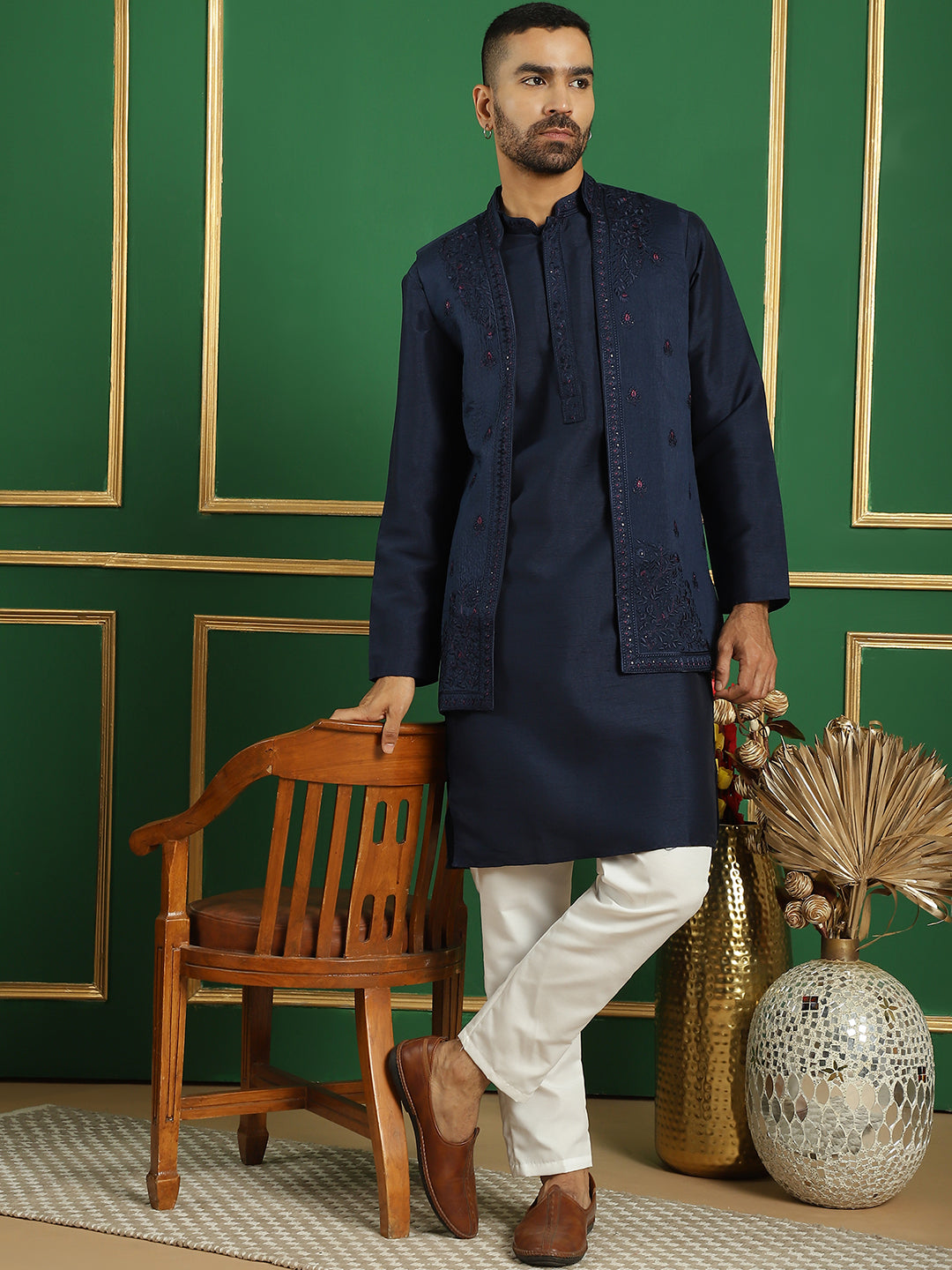 Men's Embroidered Waistcoat and Kurta Pyjama - Taantav