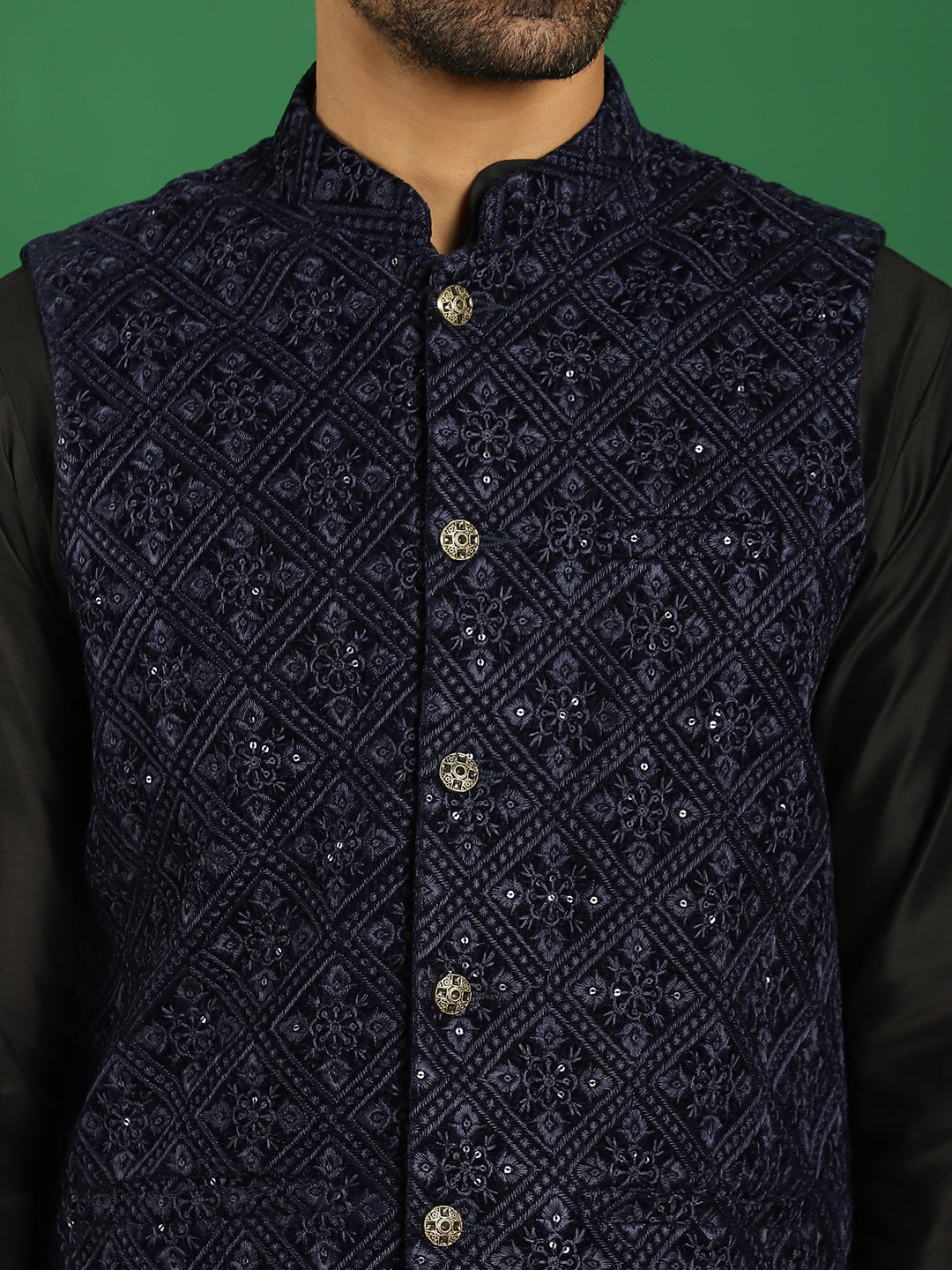 Men's Velvet Nehru Jacket With Solid Kurta Pyjama - Taantav