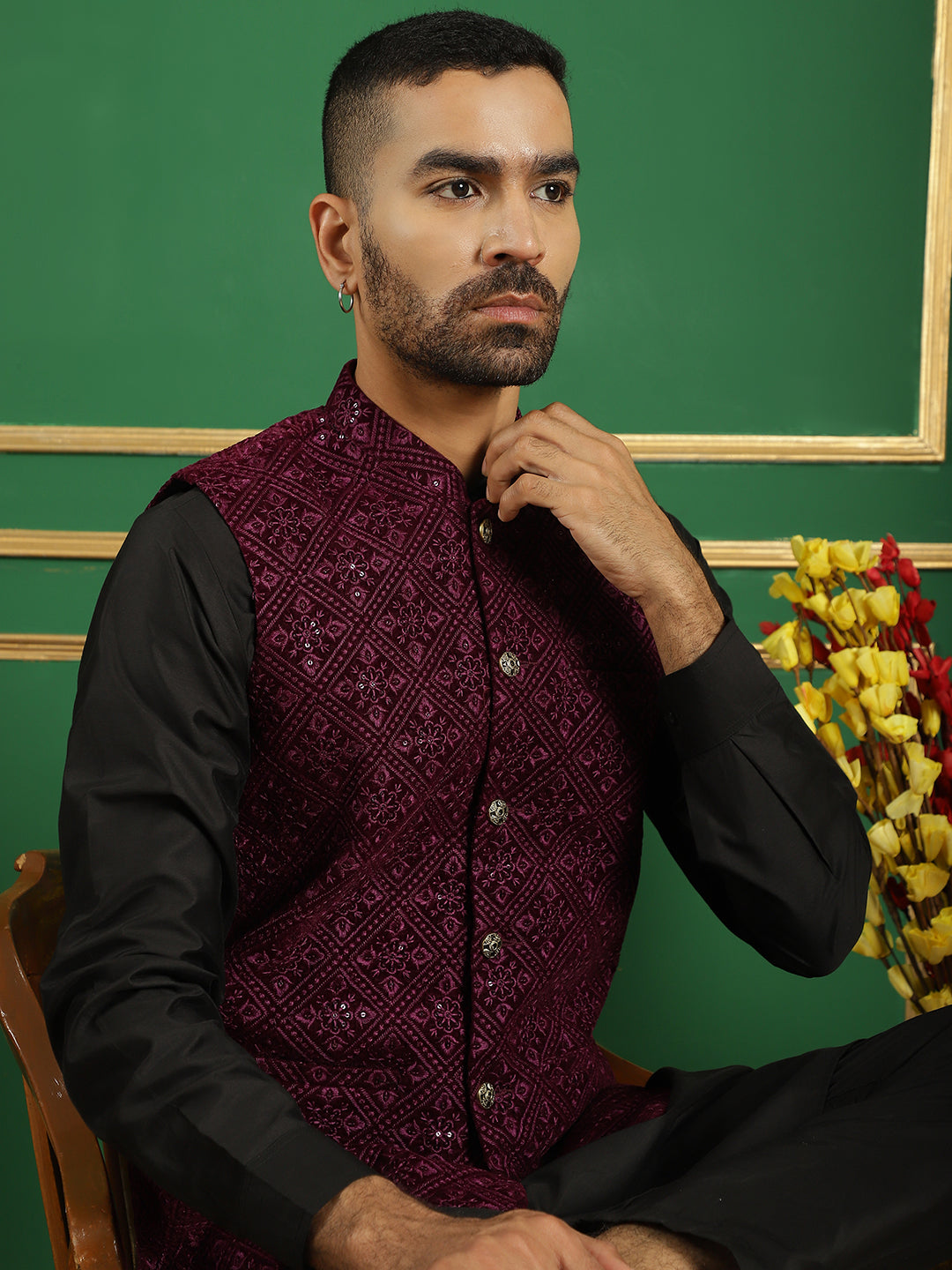 Men's Velvet Nehru Jacket With Solid Kurta Pyjama - Taantav