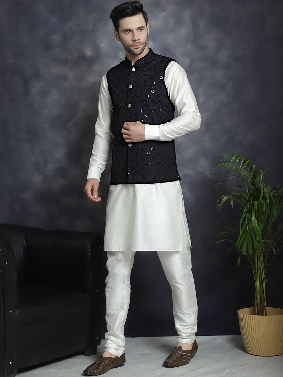 Men's Sequins and Embroidered Nehru Jacket With Solid Kurta Pyjama - Taantav