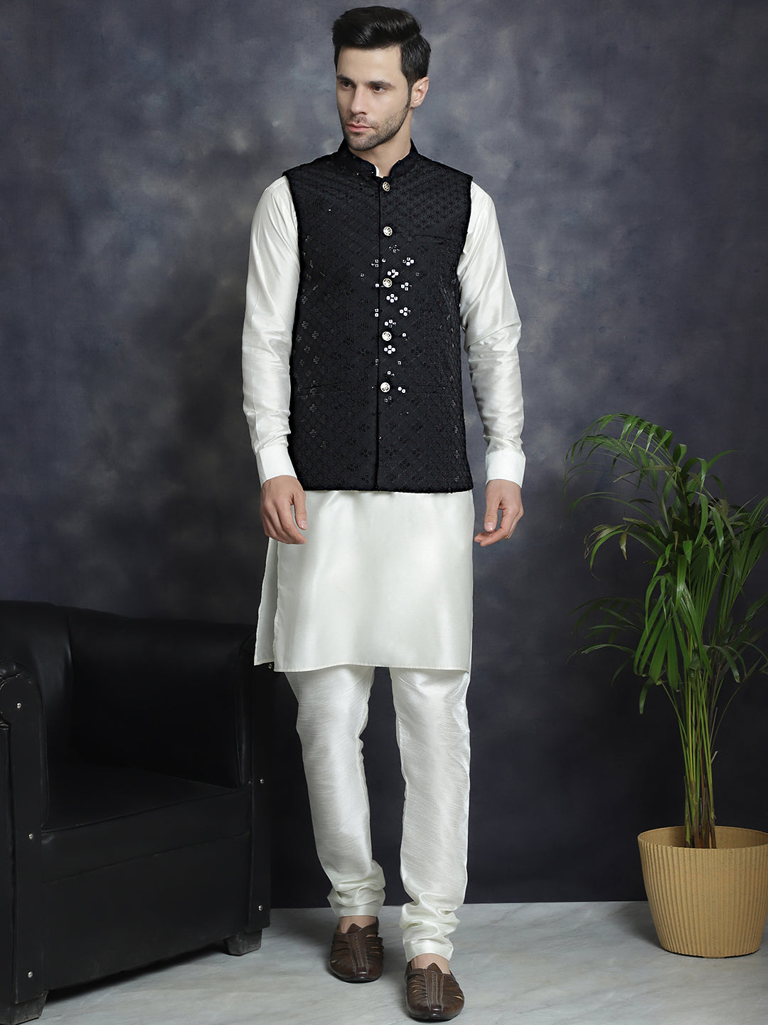 Men's Sequins and Embroidered Nehru Jacket With Solid Kurta Pyjama - Taantav