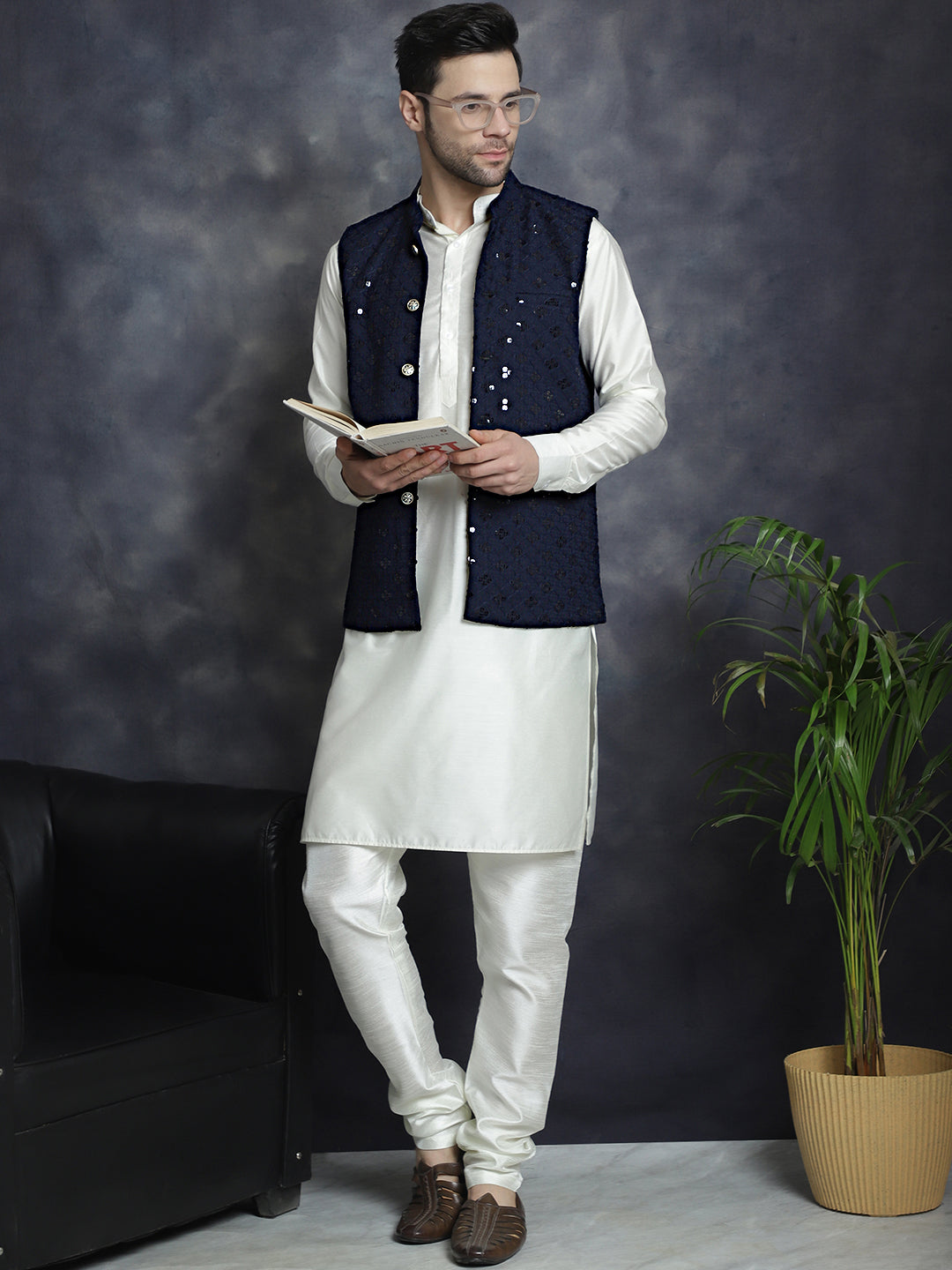 Men's Sequins and Embroidered Nehru Jacket With Solid Kurta Pyjama - Taantav