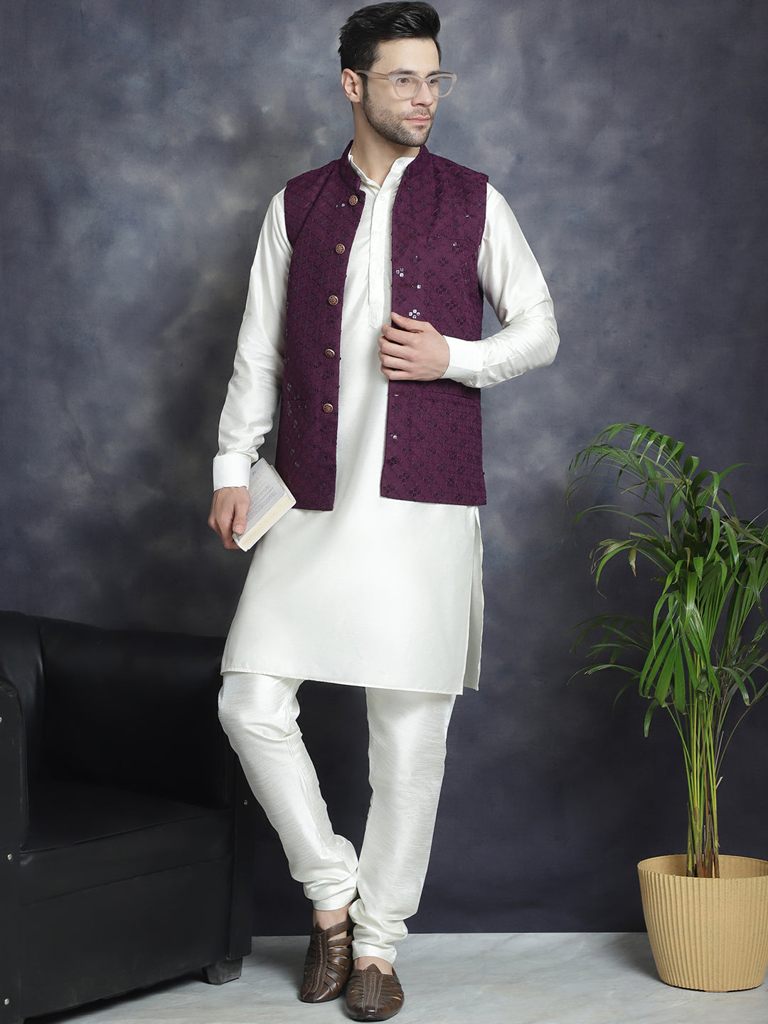 Men's Sequins and Embroidered Nehru Jacket With Solid Kurta Pyjama - Taantav