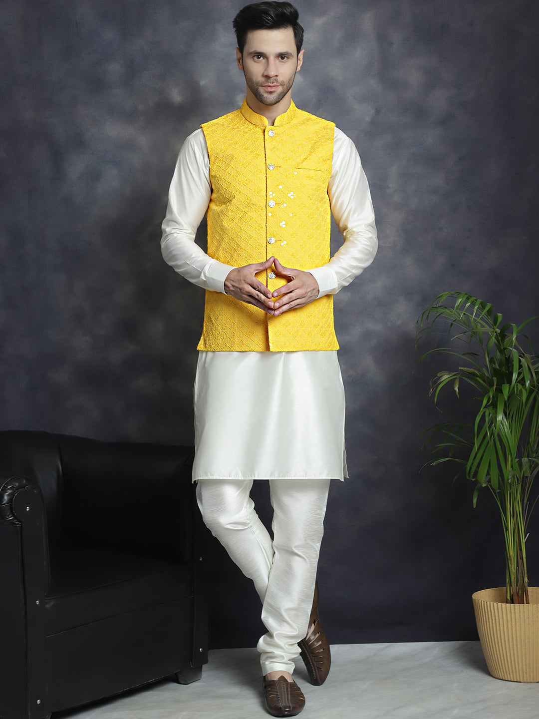 Men's Sequins and Embroidered Nehru Jacket With Solid Kurta Pyjama - Taantav