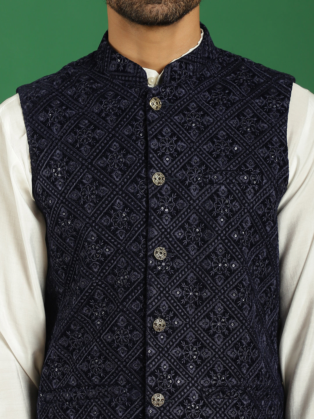 Men's Velvet Nehru Jacket With Solid Kurta Pyjama - Taantav