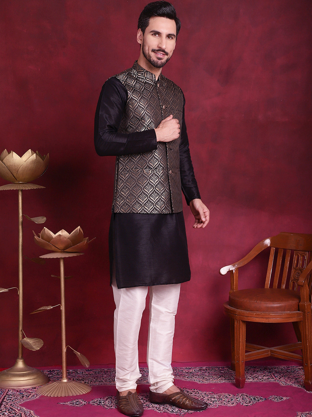 Men's Woven Design Nehru Jacket With Kurta Pyjama Set - Taantav