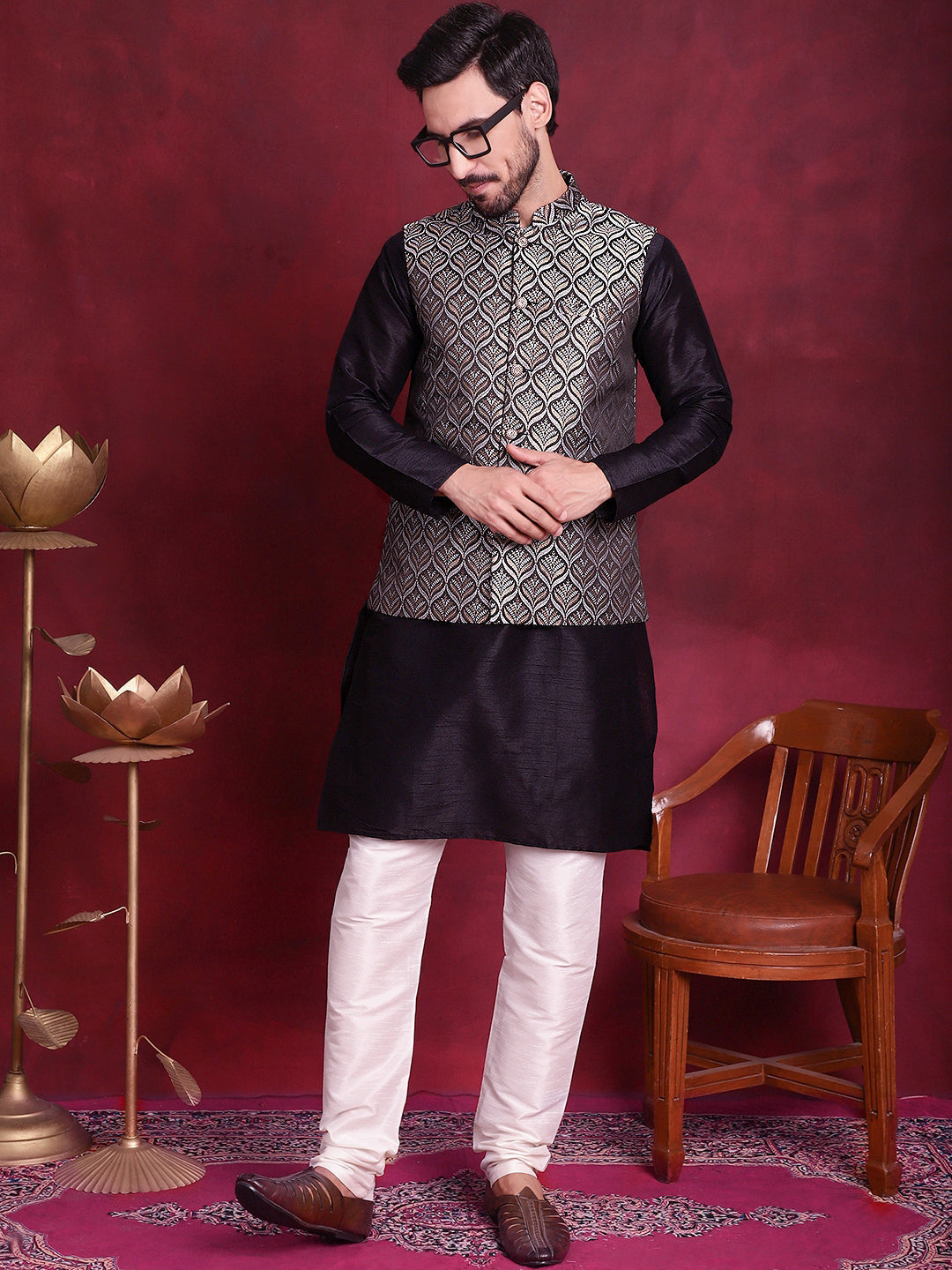 Men's Woven Design Nehru Jacket With Kurta Pyjama Set - Taantav