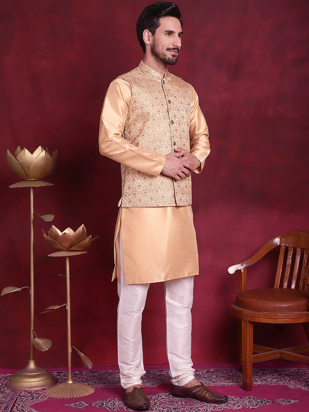 Men's Woven Design Nehru Jacket With Kurta Pyjama Set - Taantav