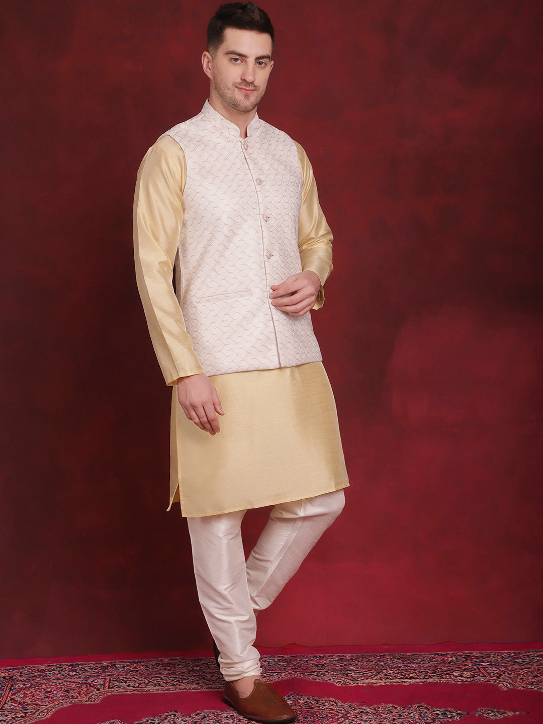 Men's White Woven Design Nehru Jacket With Kurta Pyjama Set - Taantav