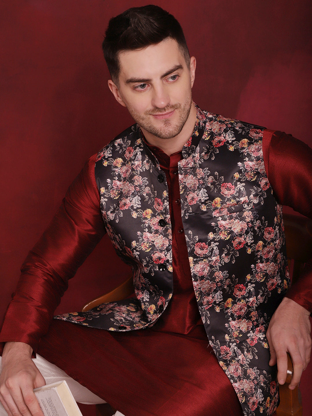 Men's Black Floral Printed Nehru Jacket With Kurta Pyjama Set - Taantav