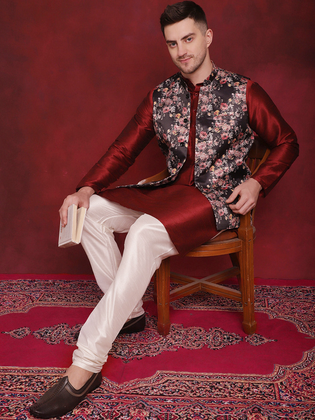 Men's Black Floral Printed Nehru Jacket With Kurta Pyjama Set - Taantav