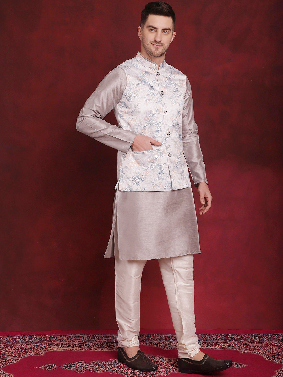 Men's Silver Floral Printed Nehru Jacket With Kurta Pyjama Set - Taantav