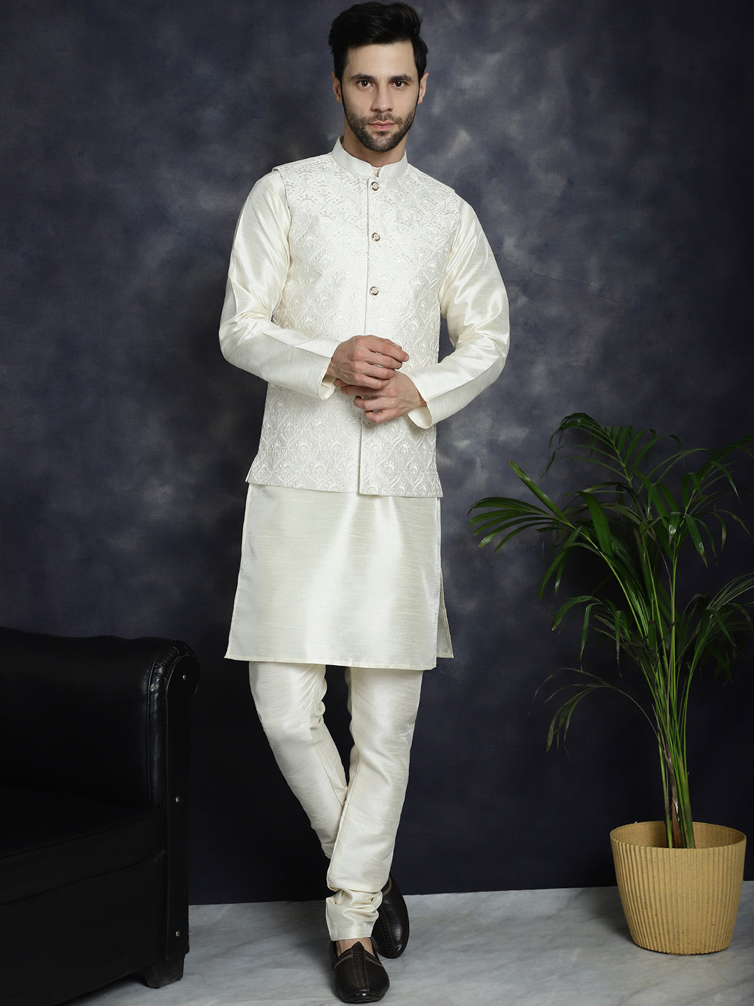 Men's Sequins and Embroidered Nehru Jacket With Solid Kurta Pyjama - Taantav