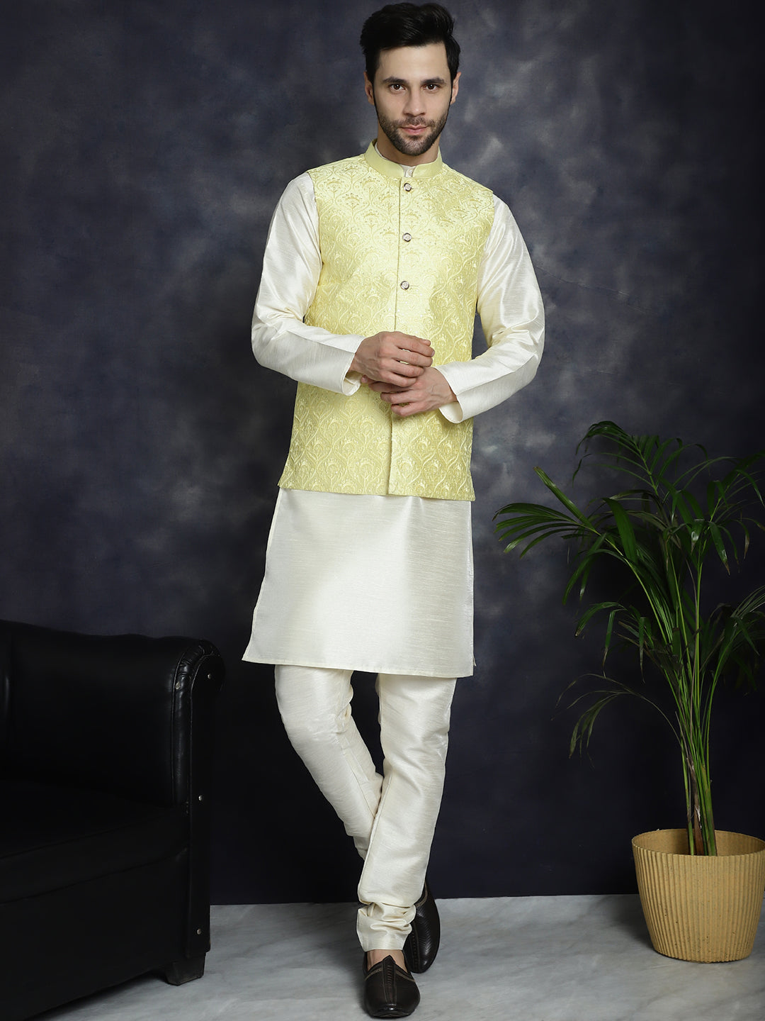 Men's Sequins and Embroidered Nehru Jacket With Solid Kurta Pyjama - Taantav