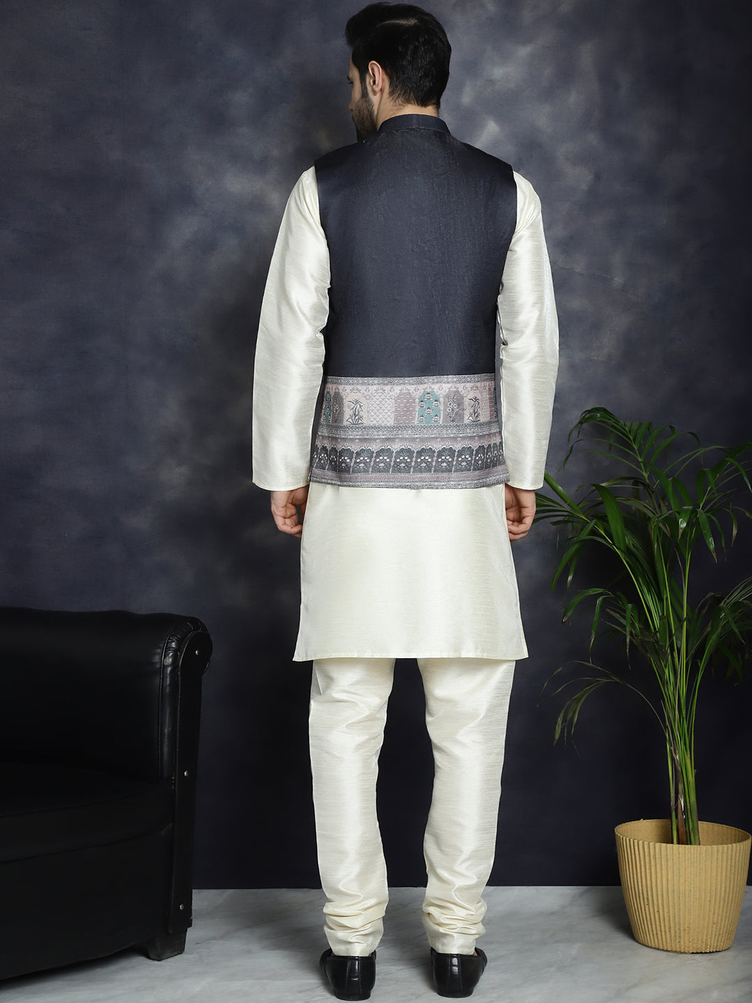 Men's Printed Nehru Jacket With Solid Kurta Pyjama - Taantav