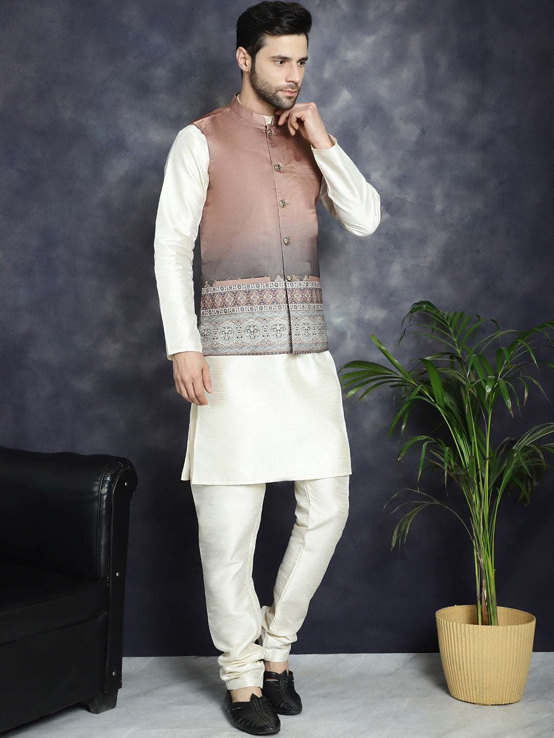 Men's Printed Nehru Jacket With Solid Kurta Pyjama - Taantav